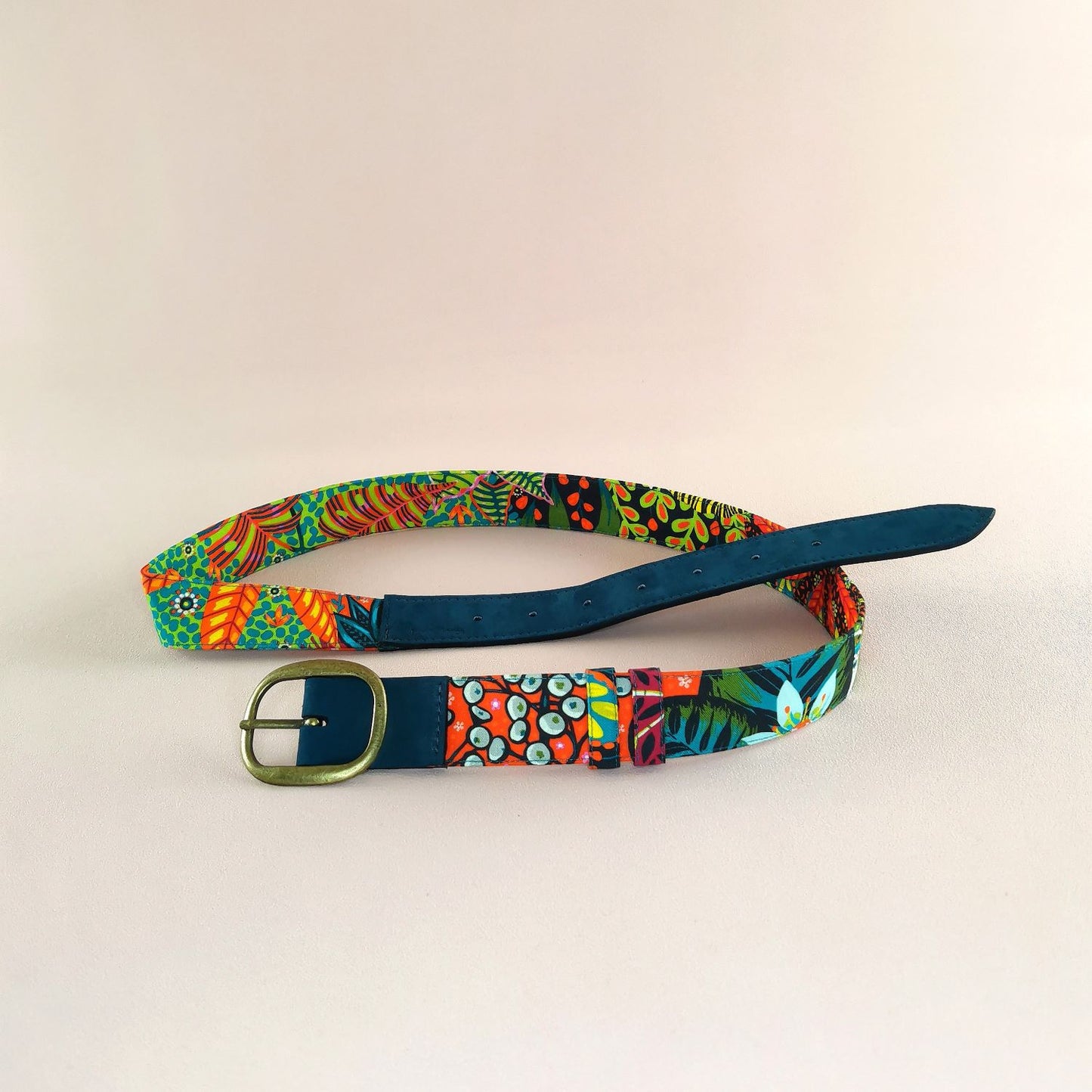 Ceinture en cuir et tissu