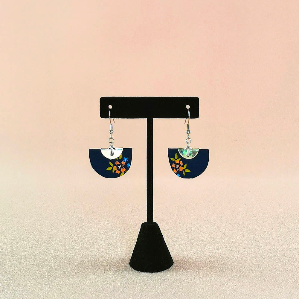 Boucles d’oreilles demi-lune en tissu