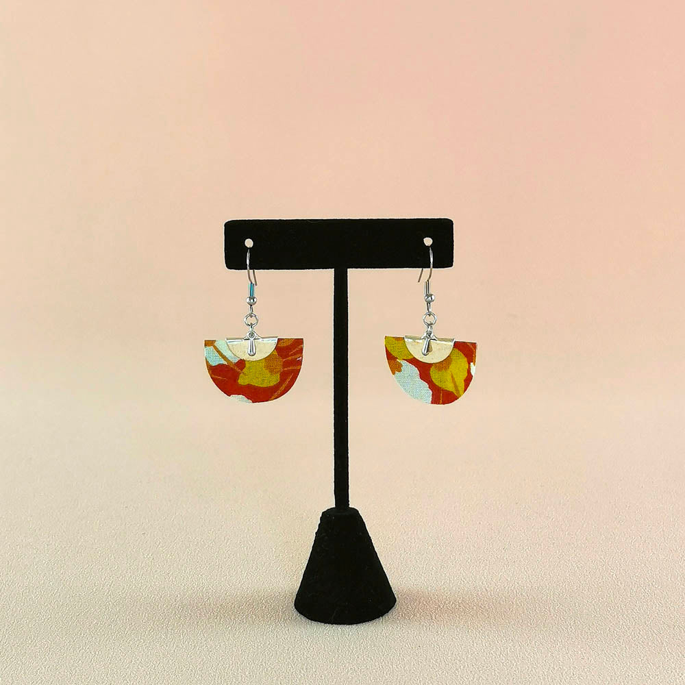 Boucles d’oreilles demi-lune en tissu