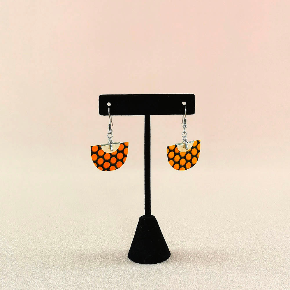 Boucles d’oreilles demi-lune en tissu