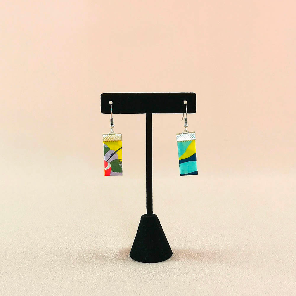 Boucles d’oreilles rectangles en tissu
