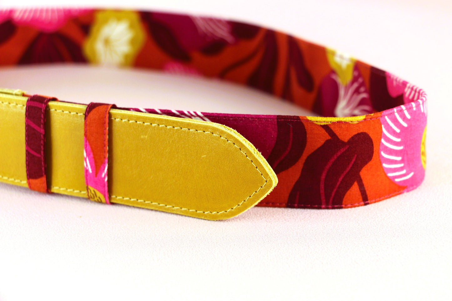 Ceinture en cuir et tissu