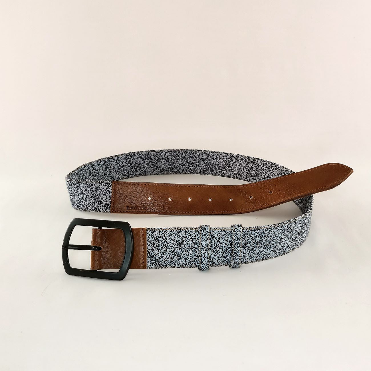 Ceinture en cuir et tissu