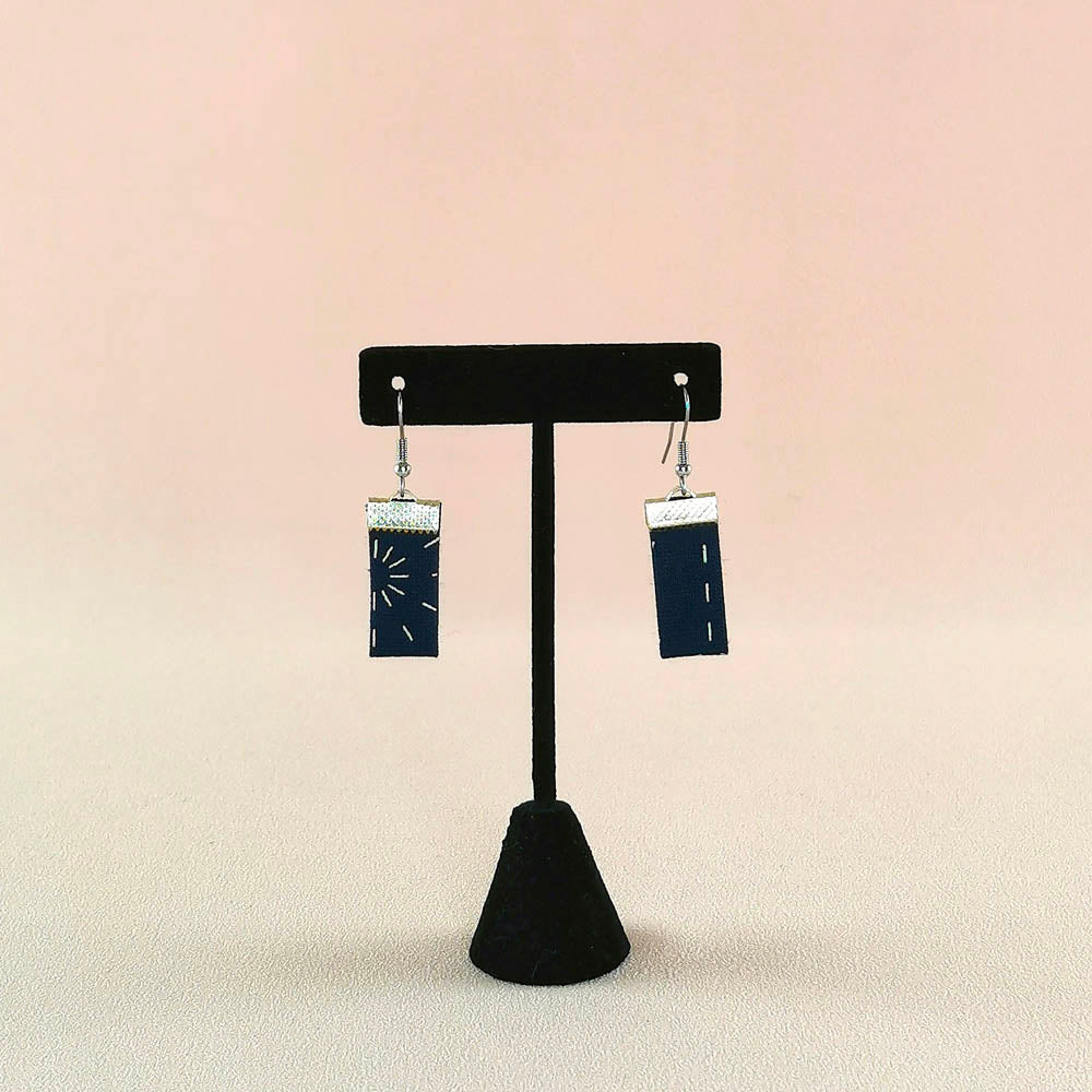 Boucles d’oreilles rectangles en tissu