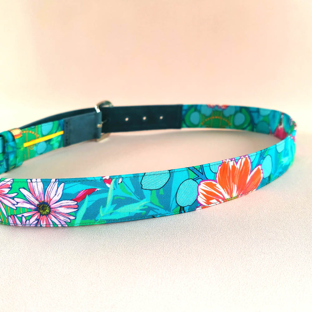 Ceinture en cuir et tissu